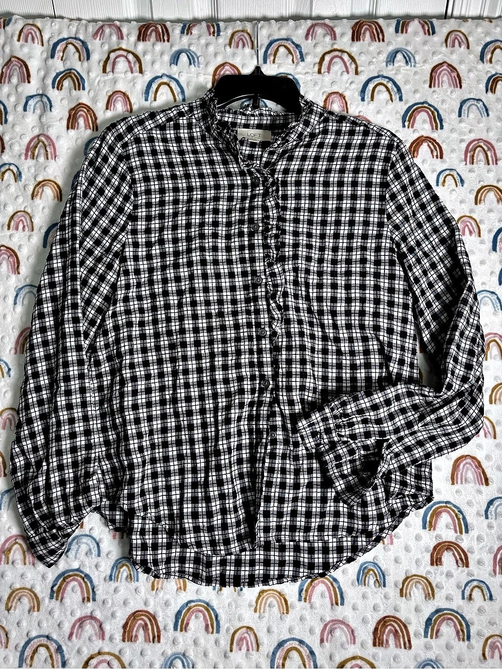 LOFT Checkered Button Down in Black & White Size Medium Like New